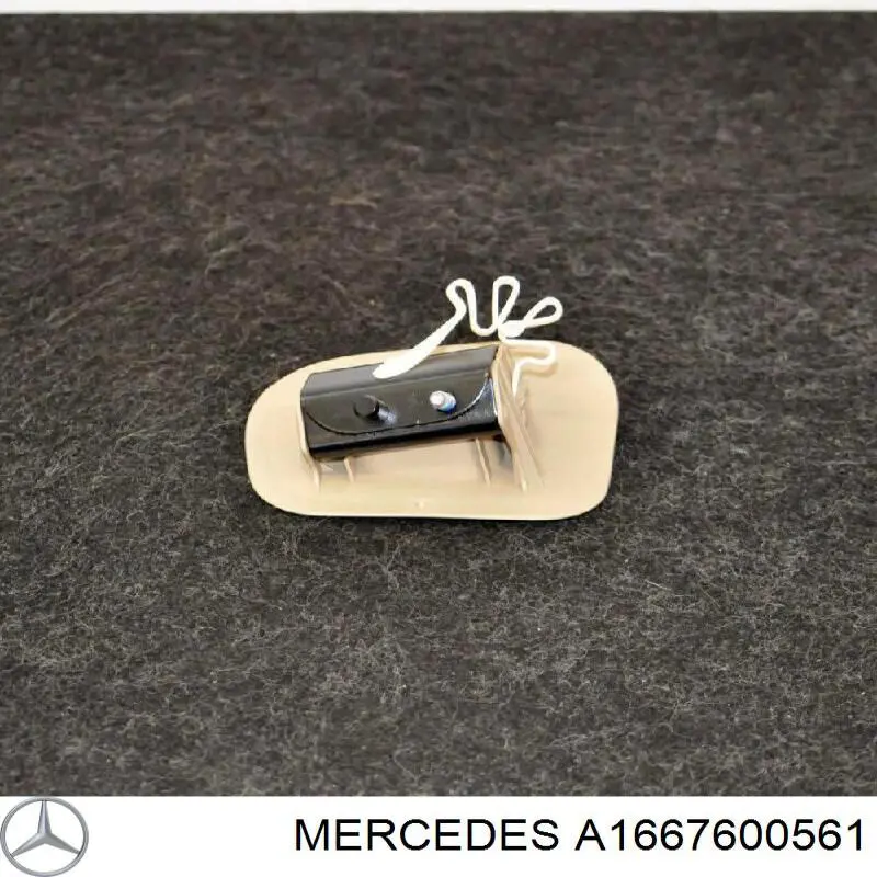  Mercedes A1667600561