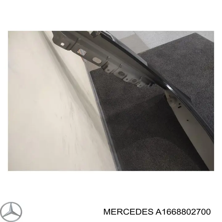 Guardabarros delantero izquierdo para Mercedes GL (X166)