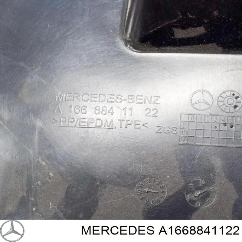 A1668841122 Mercedes guardabarros interior, aleta delantera, izquierdo trasero