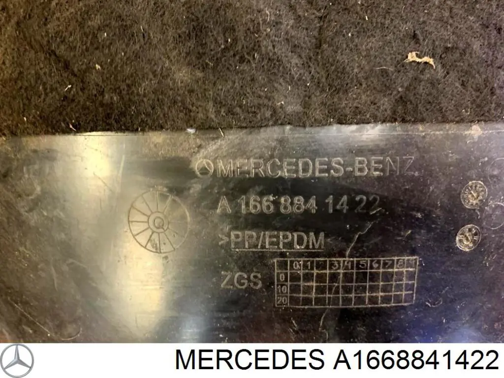 Comprar A1668841422 Mercedes Guardalodo interior derecho, aleta trasera