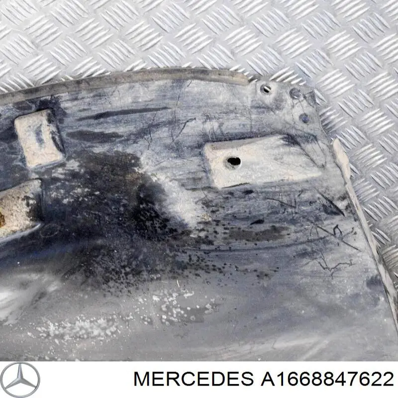 Comprar A1668847622 Mercedes Paso de rueda delantero izquierdo trasero