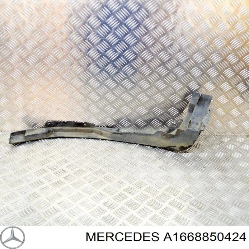 A1668850424 Mercedes