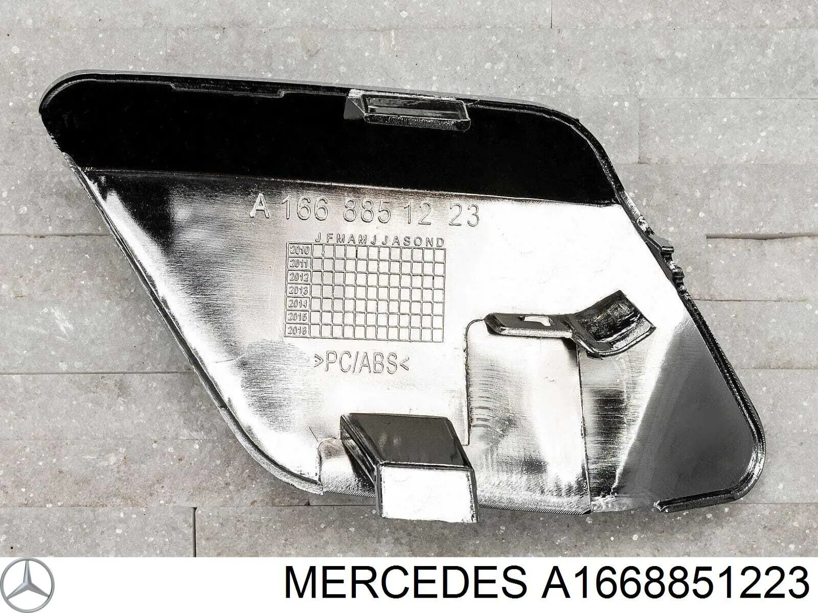 Tapa cubre gancho de remolque para parachoques delantera Mercedes A1668851223 precio, desde 19,84 EUR