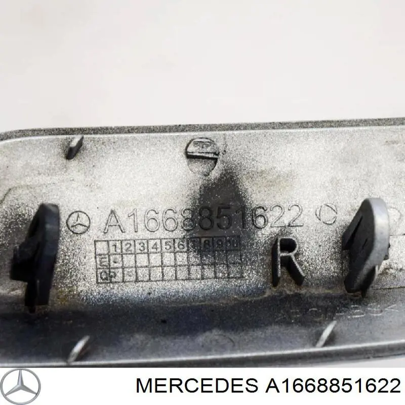 A1668851622 Mercedes