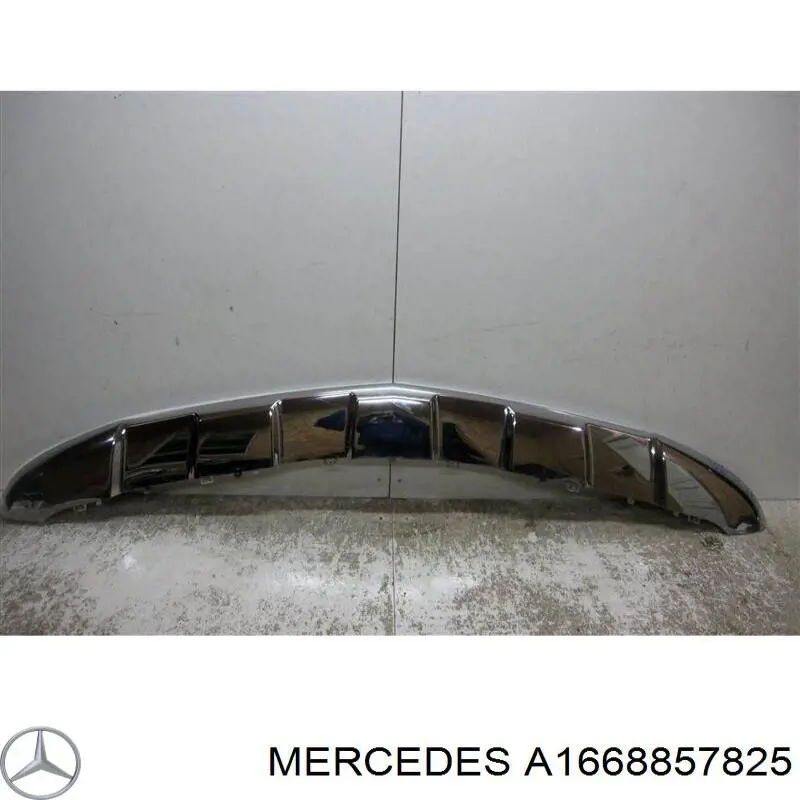 Moldura central del parachoques delantero Mercedes A1668857825 precio, desde 1093,71 EUR