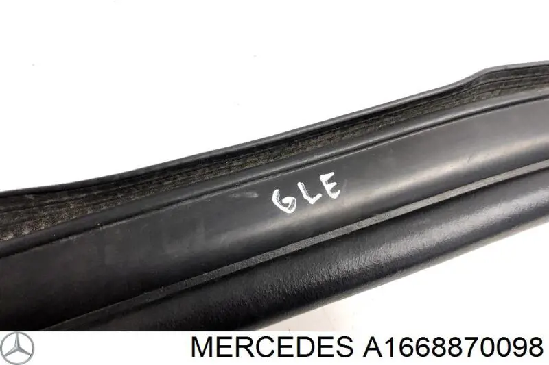 1668870098 Mercedes