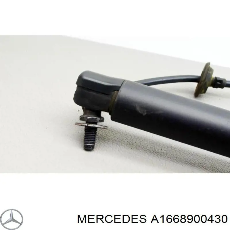 1668900430 Mercedes amortiguador de maletero