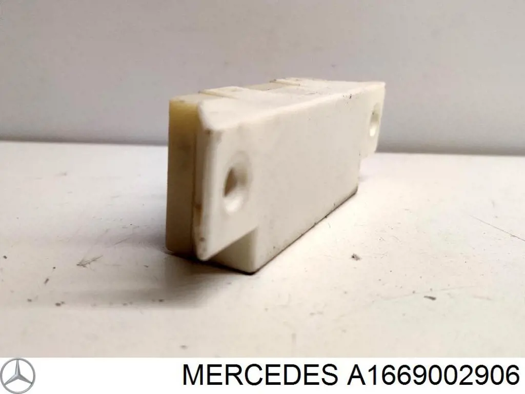 Módulo de control de luces de faros (ECU) Mercedes A1669002906 precio, desde 47,92 EUR