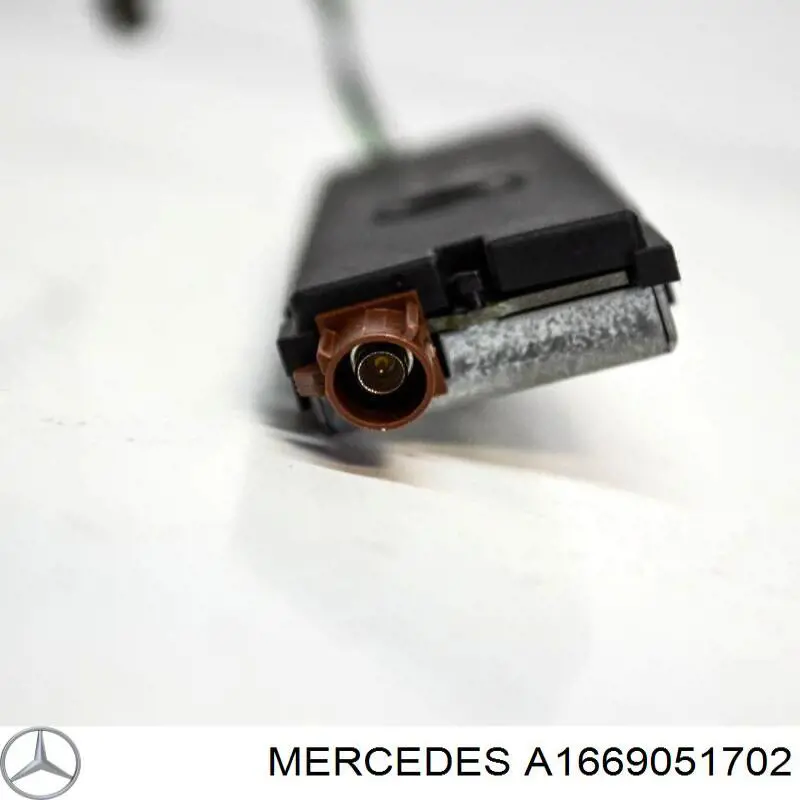Comprar A1669051702 Mercedes Amplificador de señal de antena