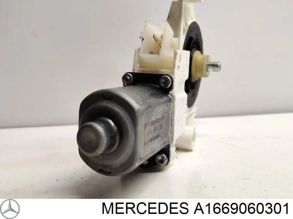 A1669060301 Mercedes Motor del elevalunas de la puerta delantera derecha
