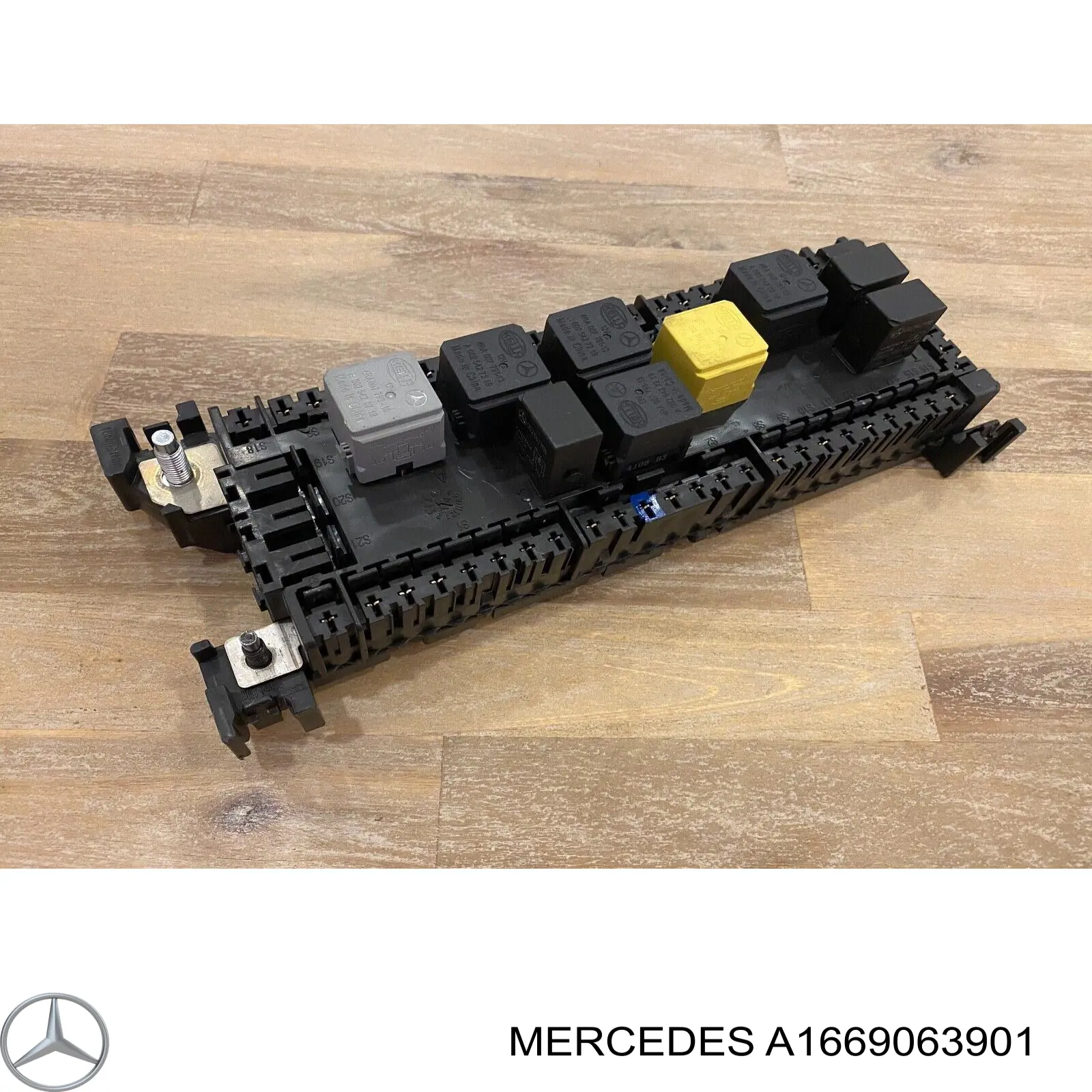 A1669063901 Mercedes