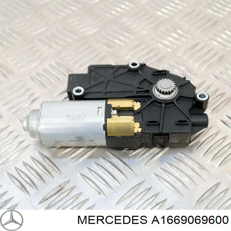 1669069600 Mercedes