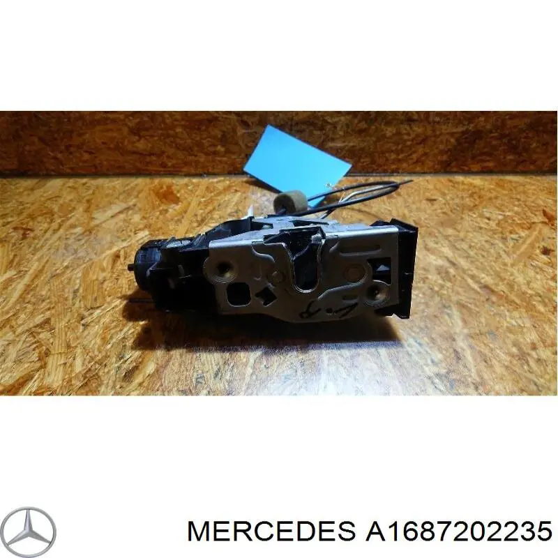 Cerradura de puerta delantera derecha Mercedes A (W168)