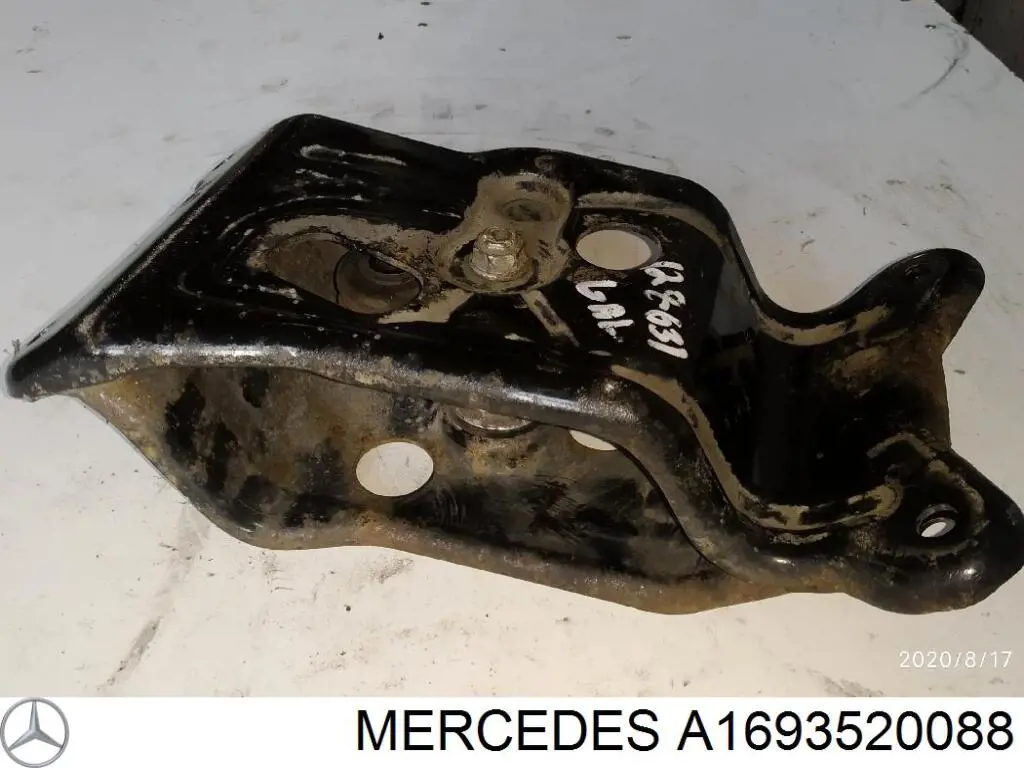 Protección del eje trasero (subchasis) Mercedes A1693520088 precio, desde 82,09 EUR