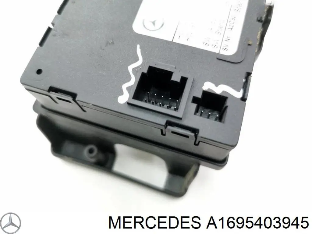 A1695403945 Mercedes 