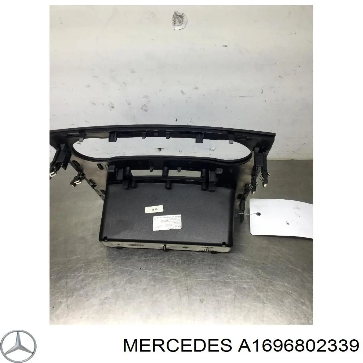 A1696802339 Mercedes