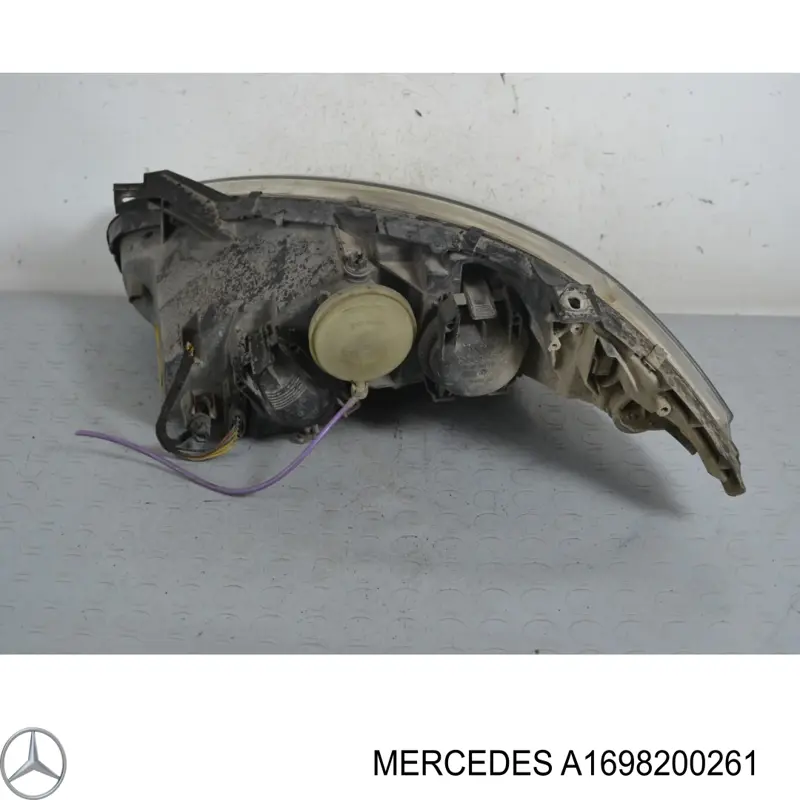 Faro derecho Mercedes A1698200261 precio, desde 90,81 EUR