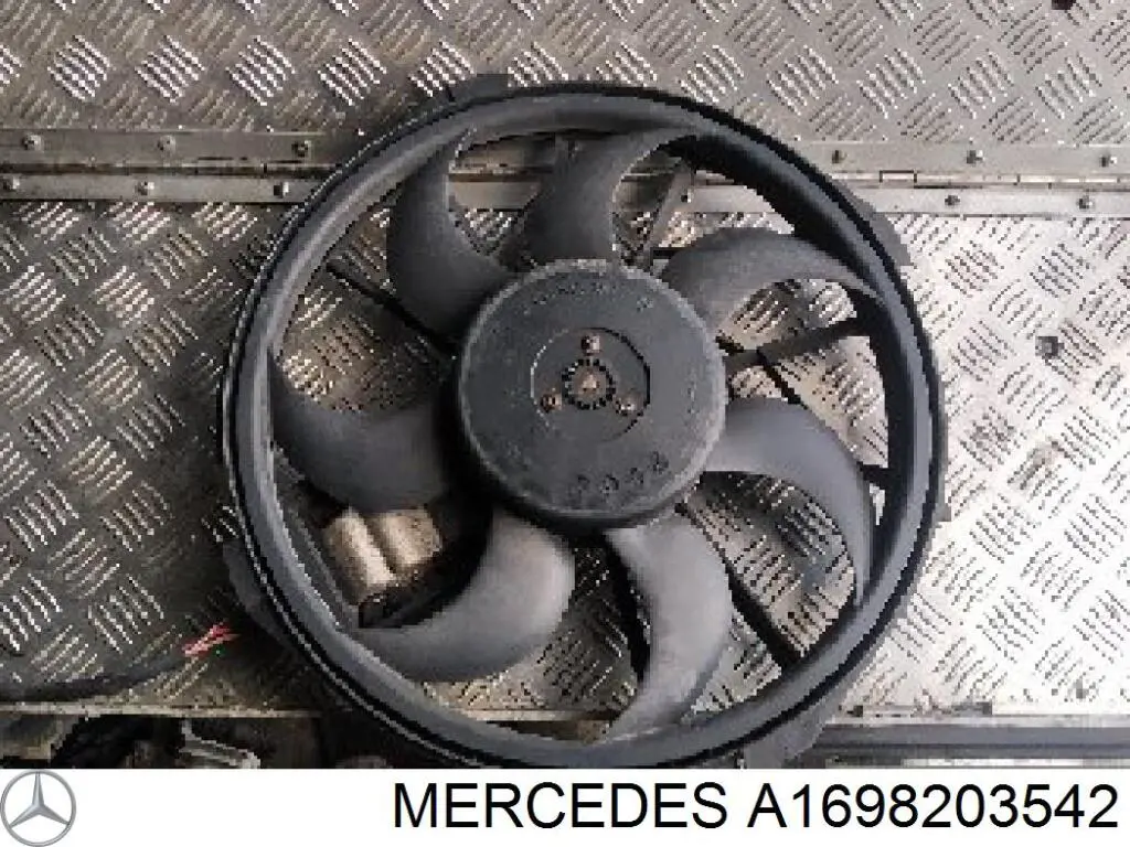Comprar A1698203542 Mercedes Ventilador del motor