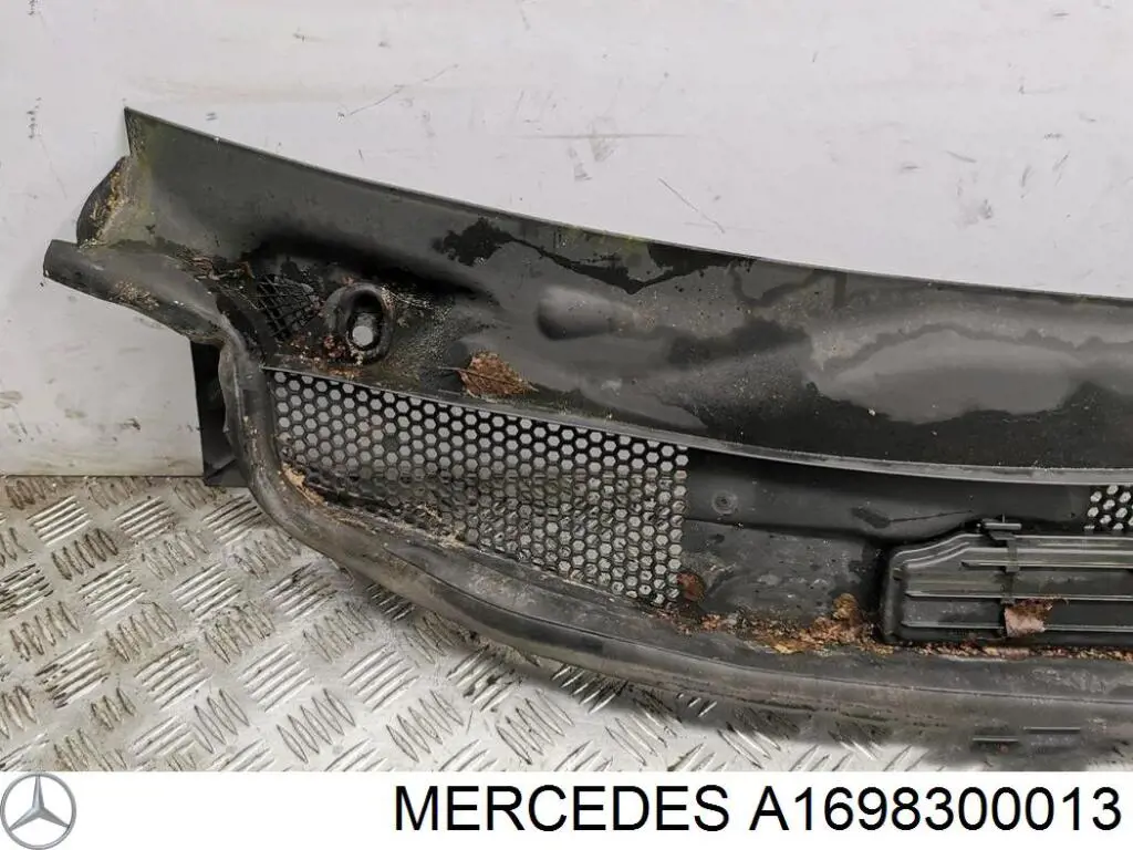 Rejilla de limpiaparabrisas para Mercedes A (W169)