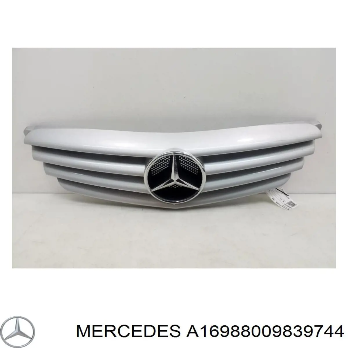 A16988009839744 Mercedes Calandra