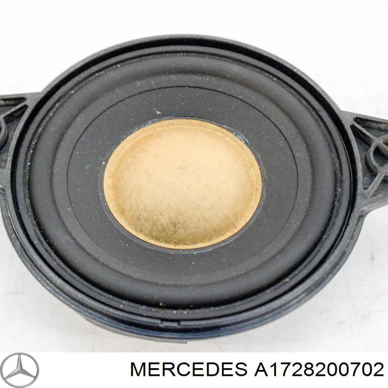 1728200702 Mercedes