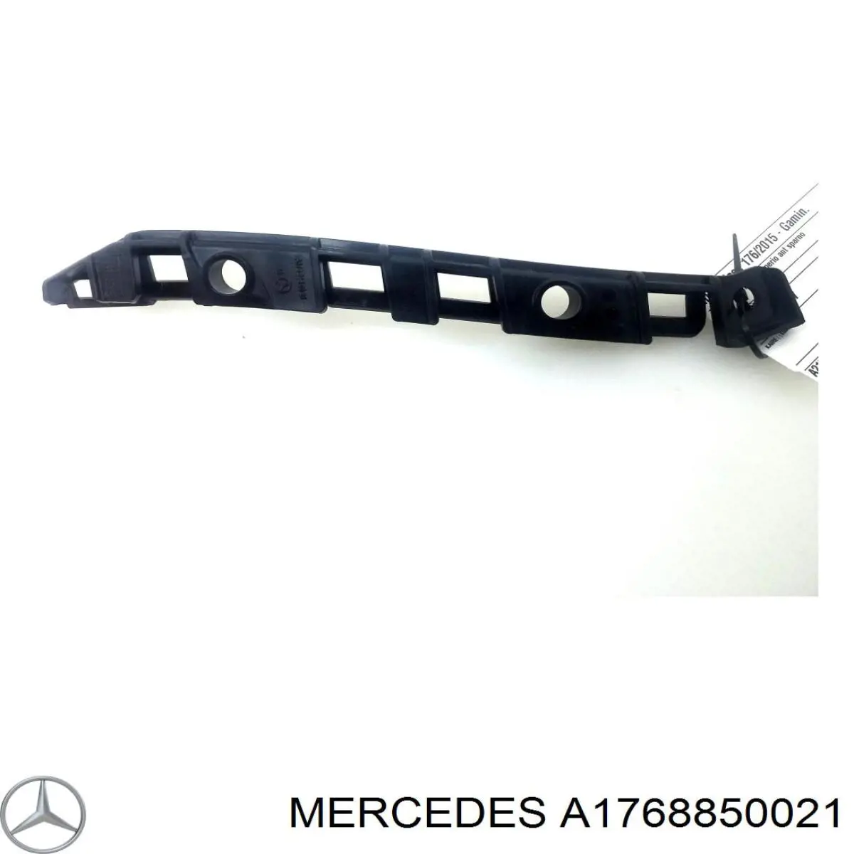 Soporte exterior izquierdo del parachoques trasero Mercedes A1768850021 precio, desde 26,47 EUR