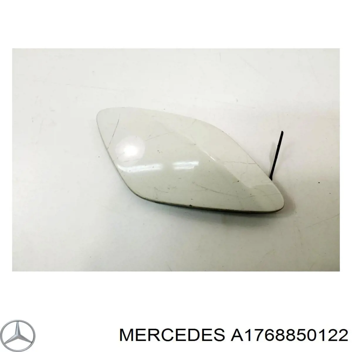 Tapa del enganche de remolcado delantera A1768850122 Mercedes