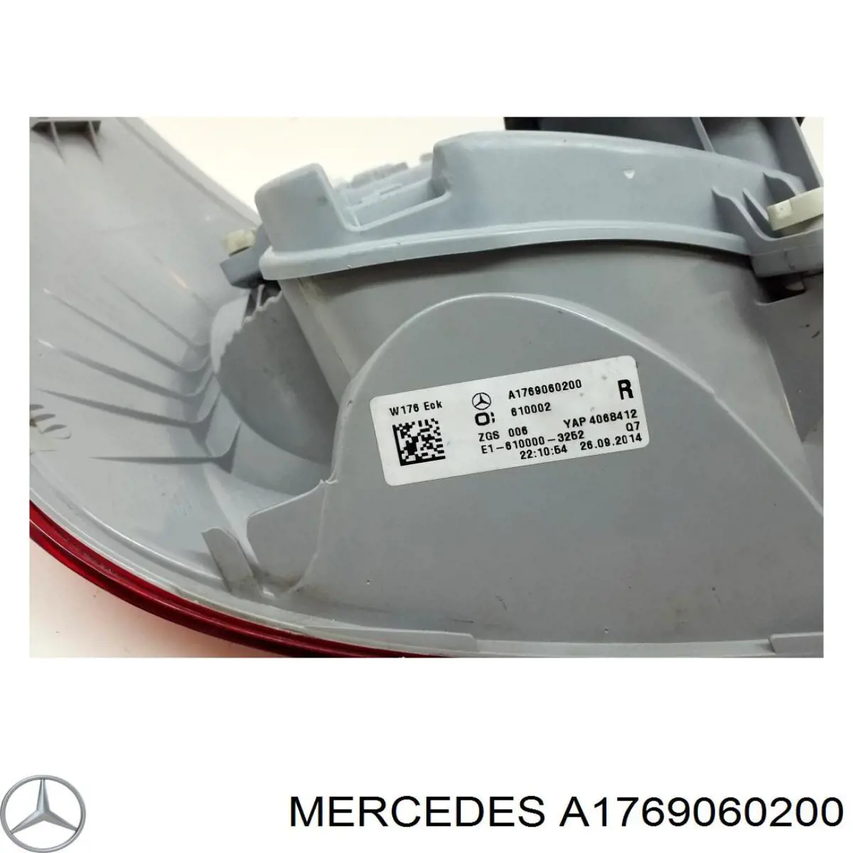 Piloto trasero derecho A1769060200 Mercedes