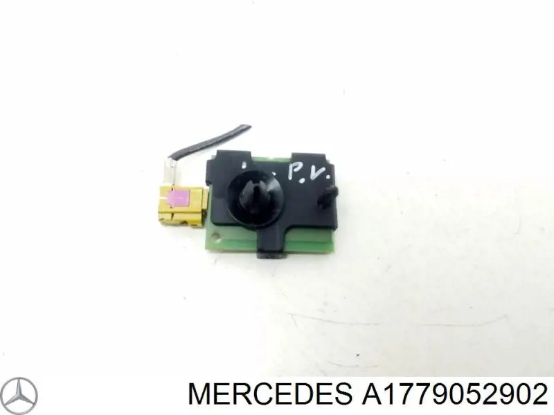Antena Mercedes A1779052902 precio, desde 31,94 EUR