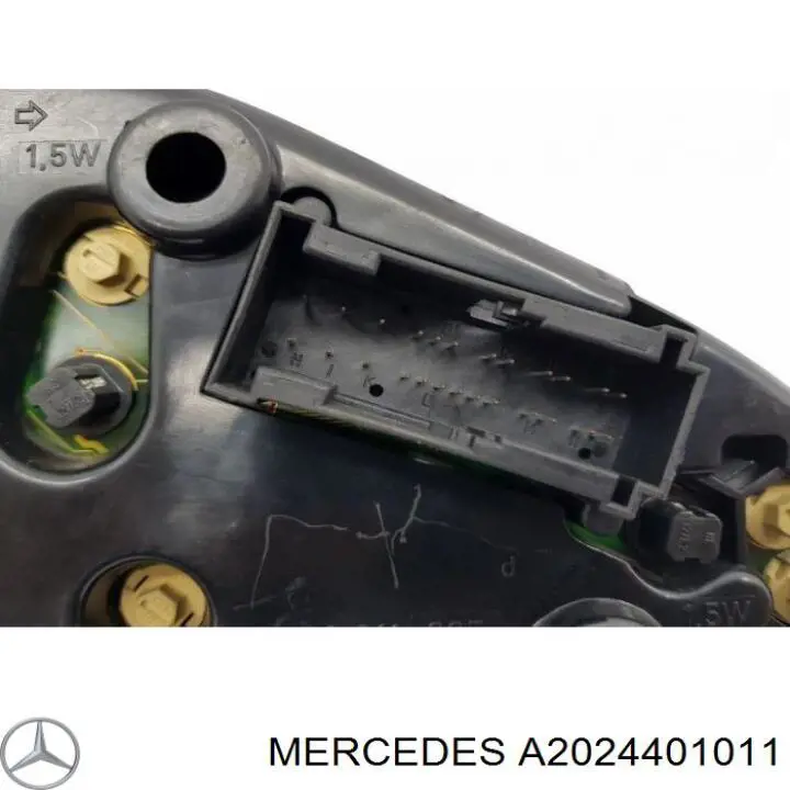 A2024401011 Mercedes tablero de instrumentos (panel de instrumentos)