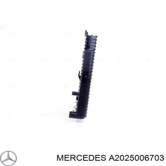 A2025006703 Mercedes radiador