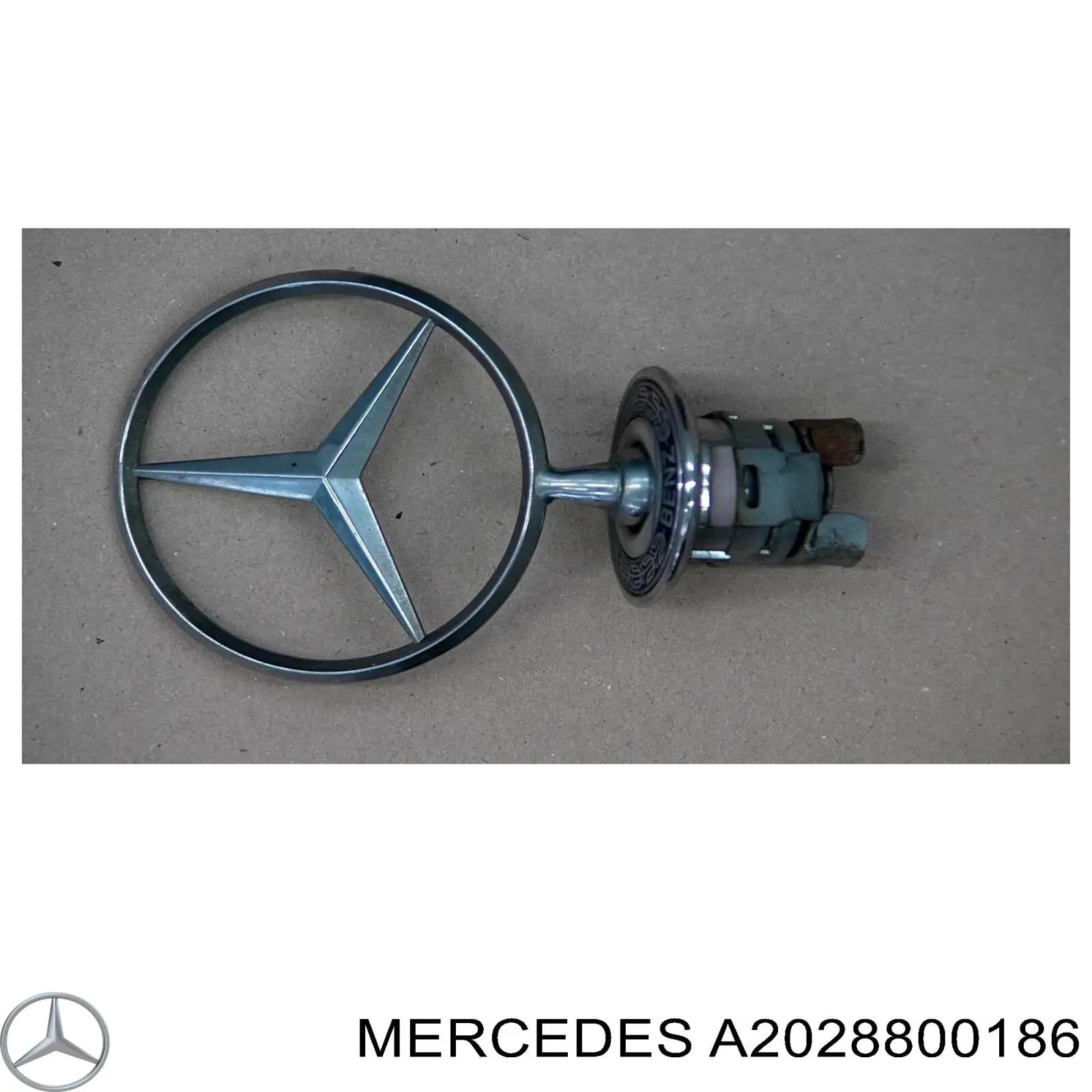 A2028800186 Mercedes emblema de capó