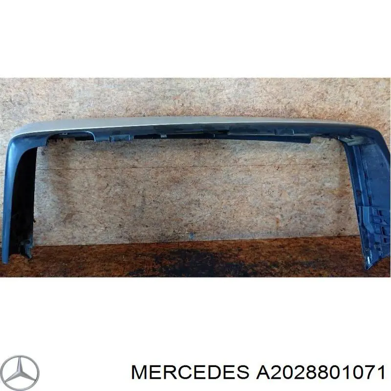  Parachoques trasero Mercedes C 