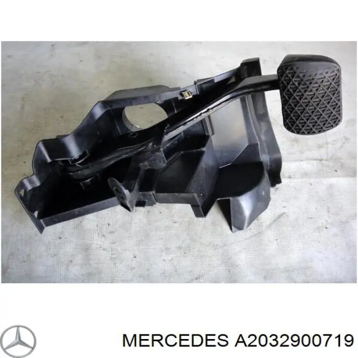 2032900719 Mercedes