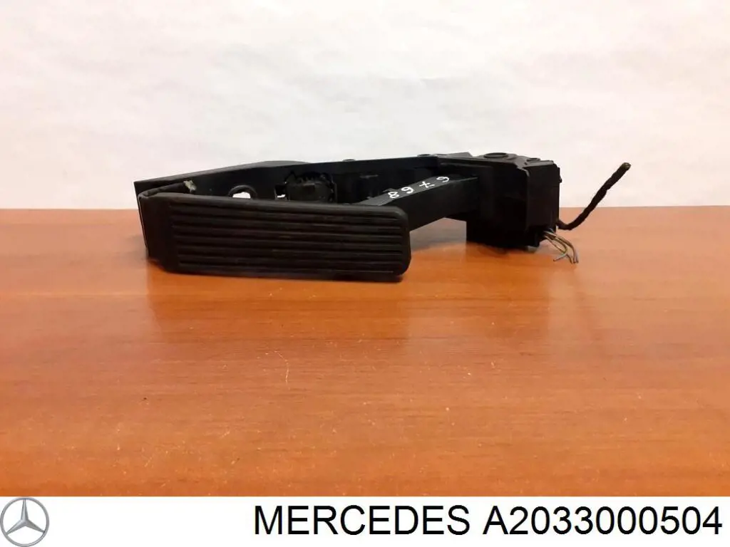 A2033000504 Mercedes Pedal de aceleracion