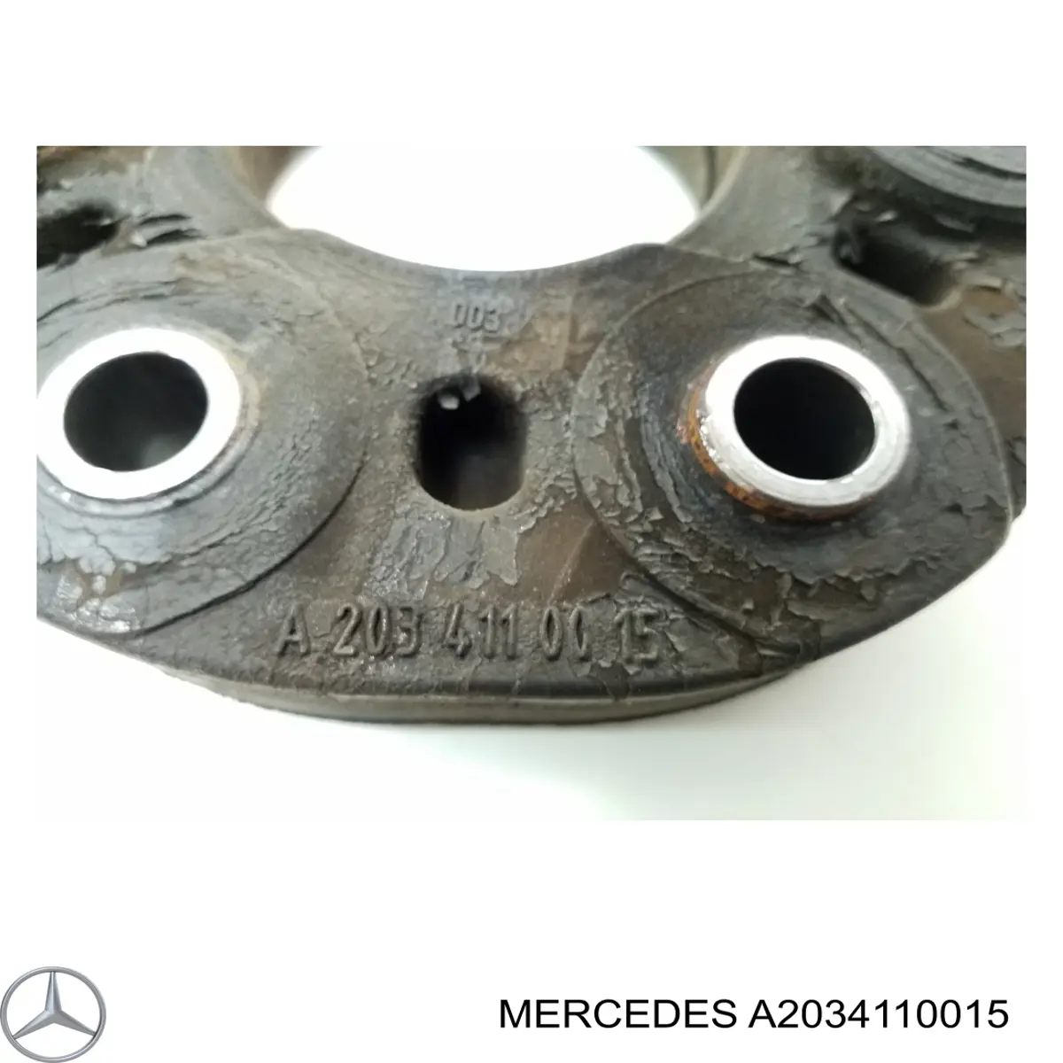 Acoplamiento elástico del cardán delantero/trasero Mercedes A2034110015