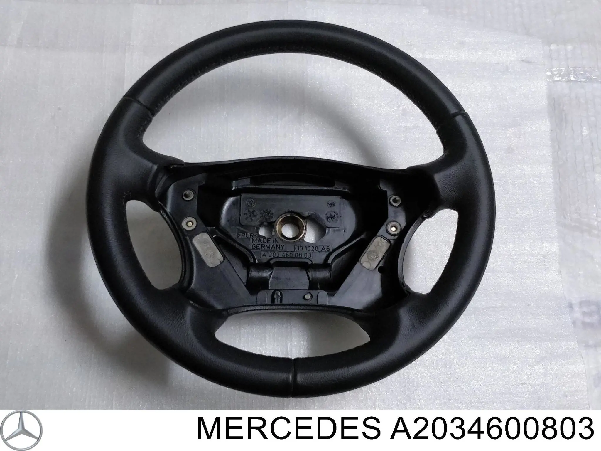 2034600803 Mercedes volante