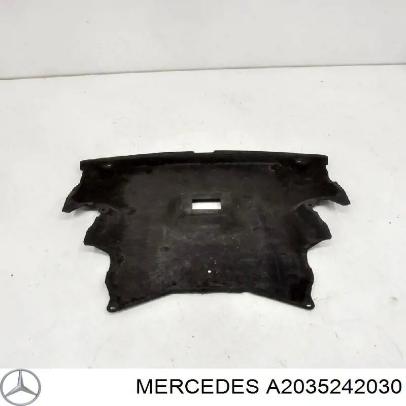 2035241530 Mercedes protección motor / empotramiento