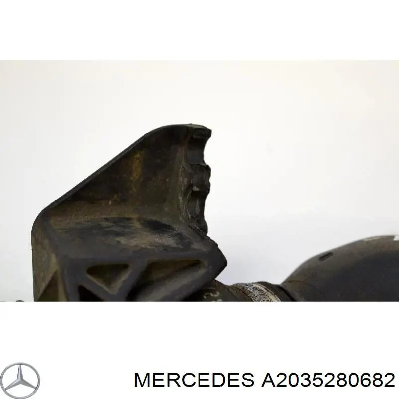 Manguera del intercooler Mercedes A2035280682 precio, desde 55,64 EUR