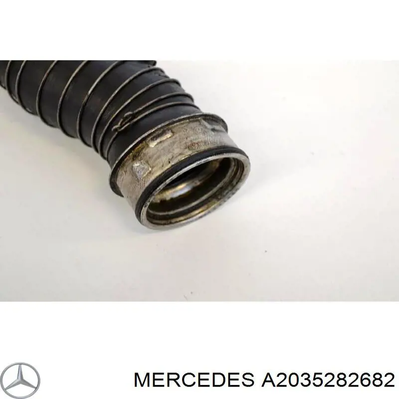 Manguera del intercooler Mercedes A2035282682 precio, desde 55,64 EUR