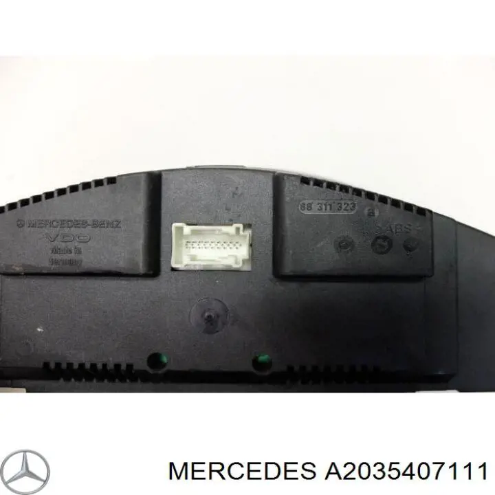 Tablero de instrumentos Mercedes A2035407111 precio, desde 139,39 EUR