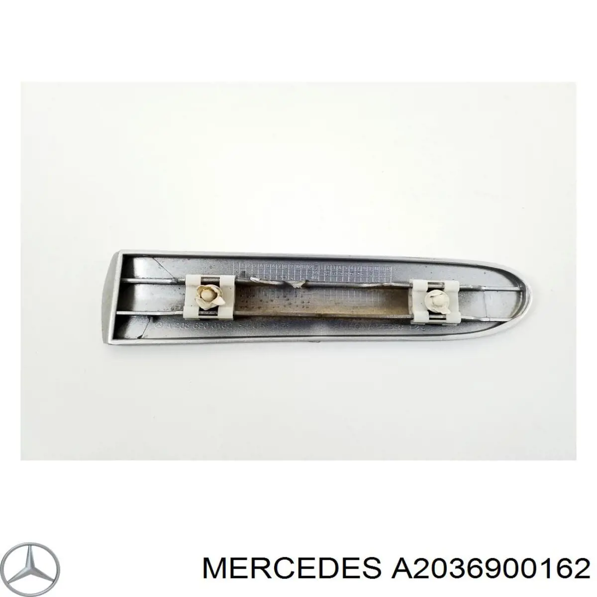 A2036900162 Mercedes moldura de guardabarro delantero izquierdo