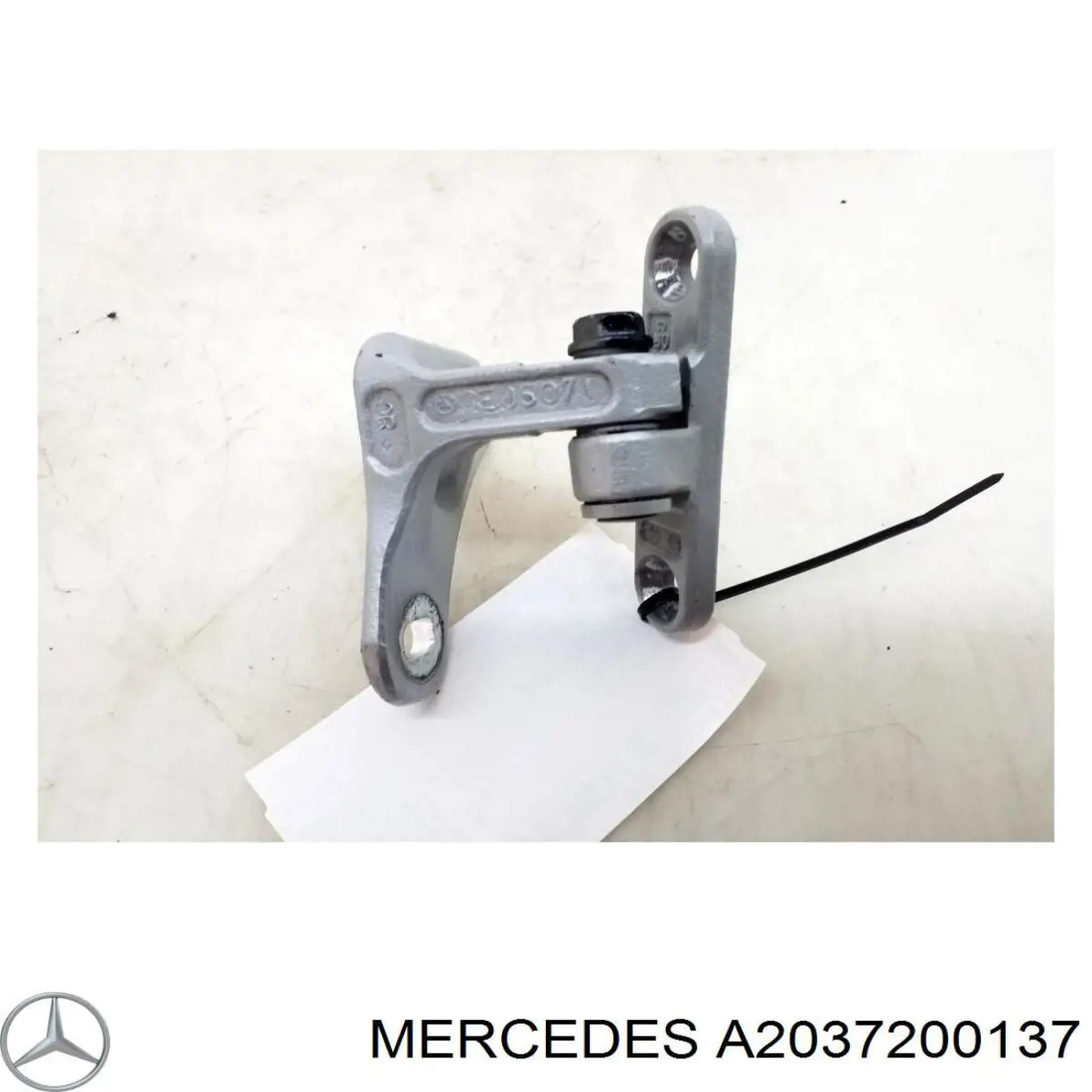 Bisagra de puerta delantera izquierda Mercedes A2037200137 precio, desde 59,32 EUR