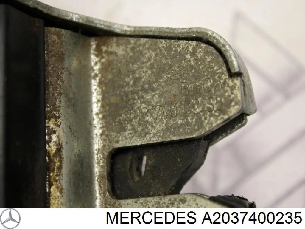 2037400235 Mercedes