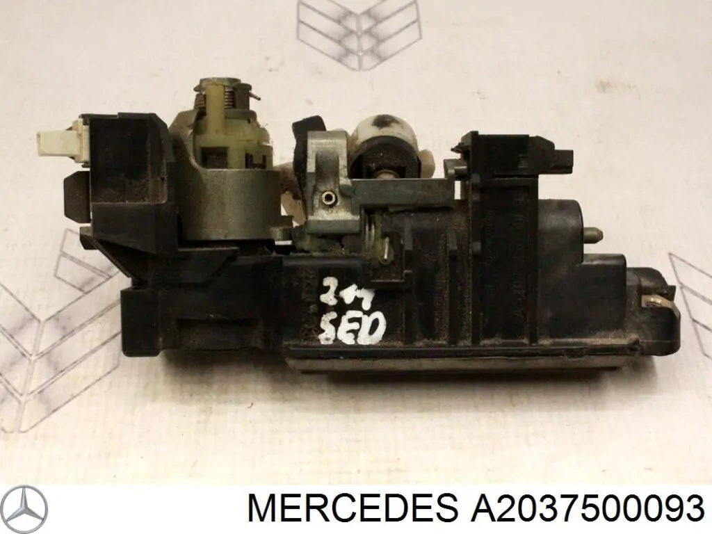 A2037500093 Mercedes Tirador de maletero exterior