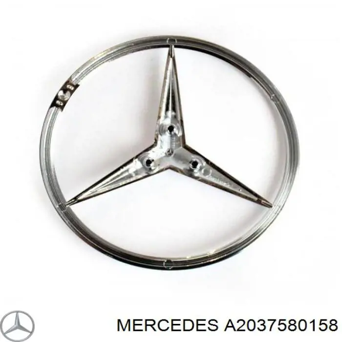 Logo delantero Mercedes C 