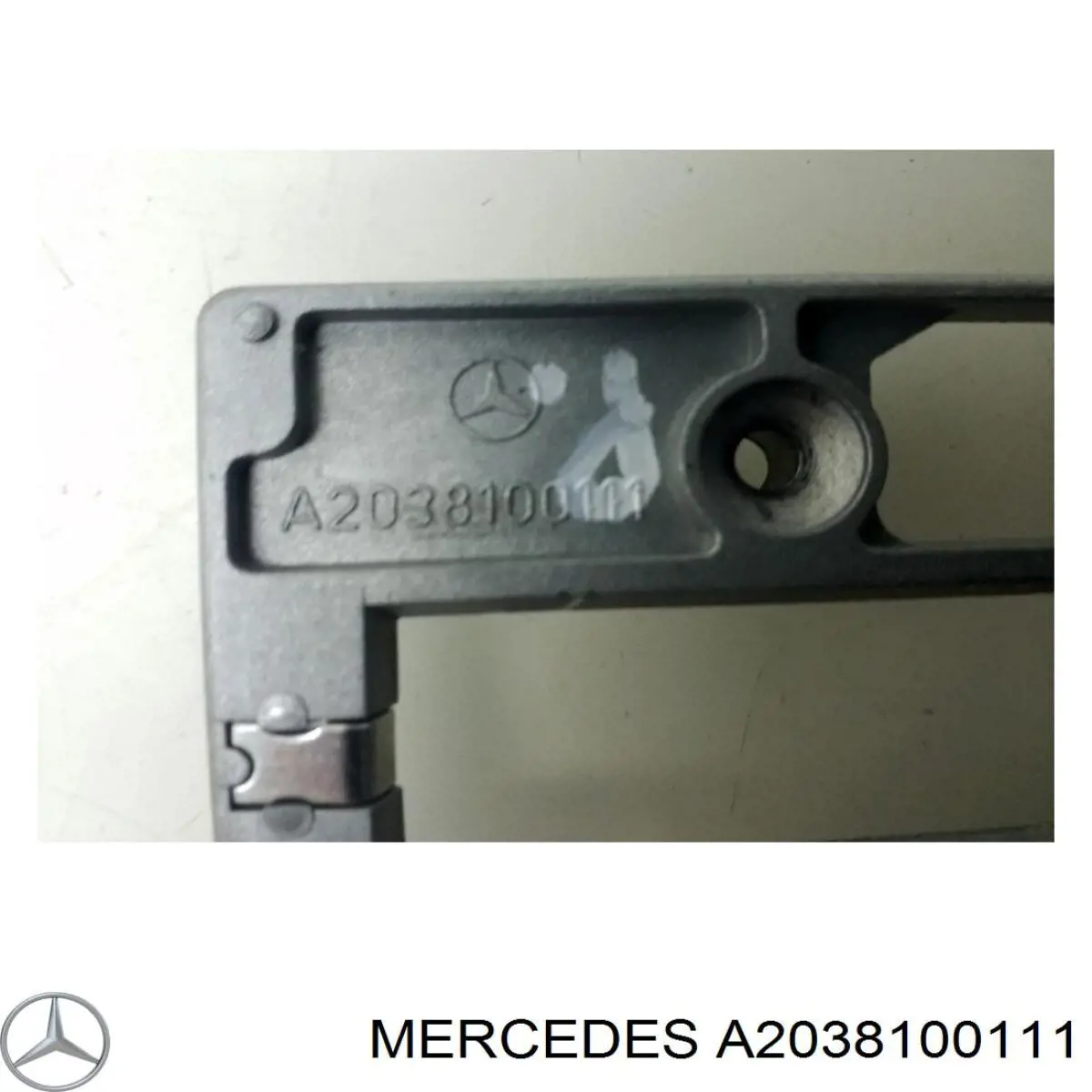  Mercedes A2038100111 precio, desde 11,77 EUR