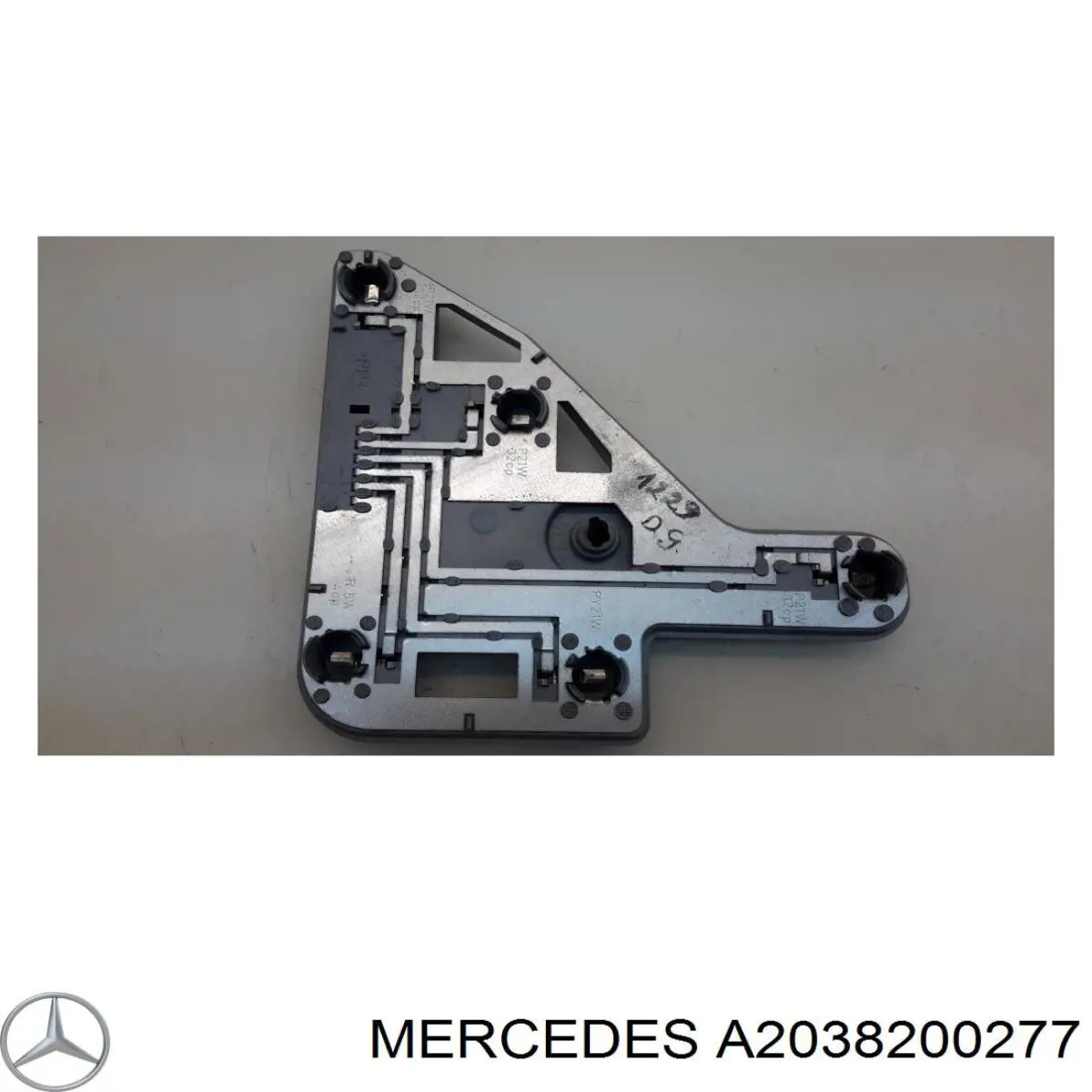 Placa de contacto de luz trasera Mercedes A2038200277 precio, desde 55,18 EUR
