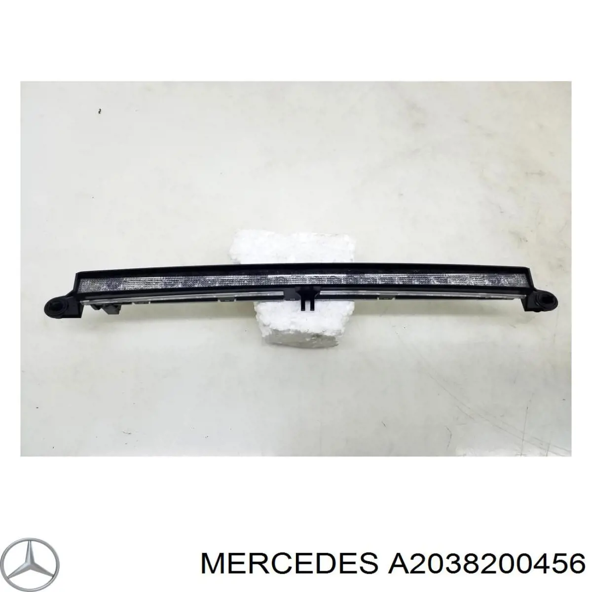 A2038200456 Mercedes Luz central de freno