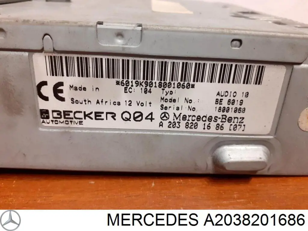A2038201686 Mercedes Radio AM/FM